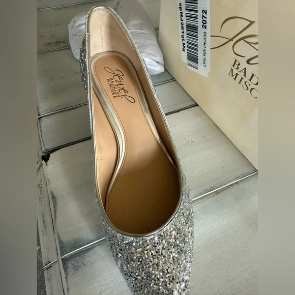 Jewel Badgley Mischa Royalty Pointed Toe Kitten Heel in Silver ✨ - Picture 6 of 12